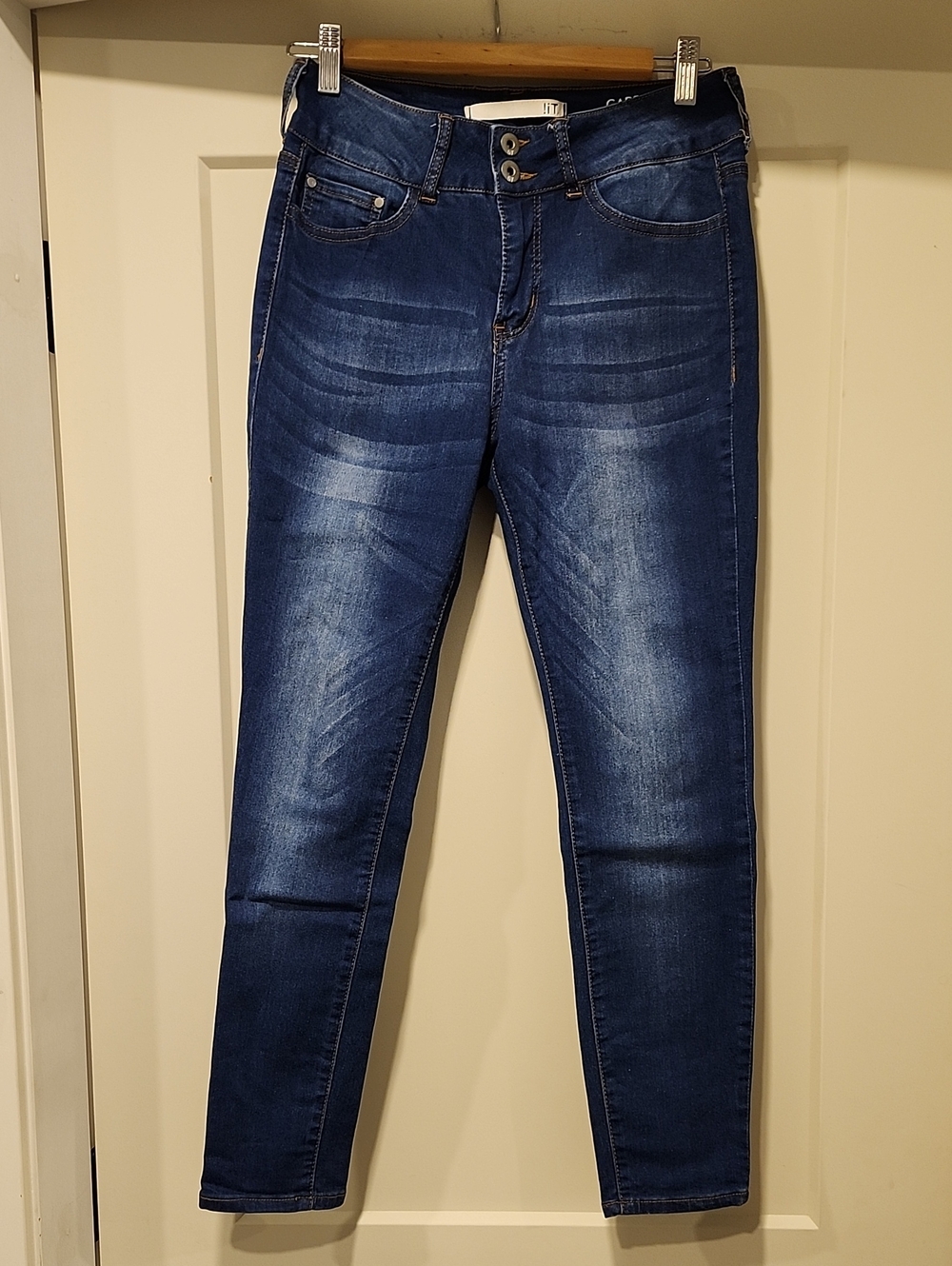 Classic High-Rise Skinny Jeans in Dark Blue